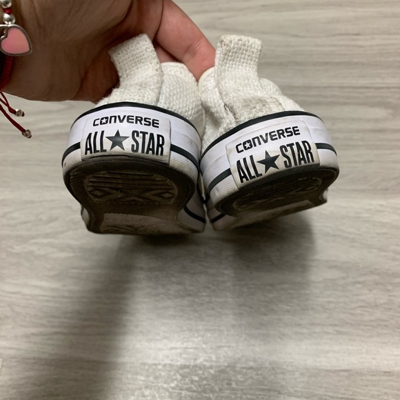 Converse - Picture 2 of 2